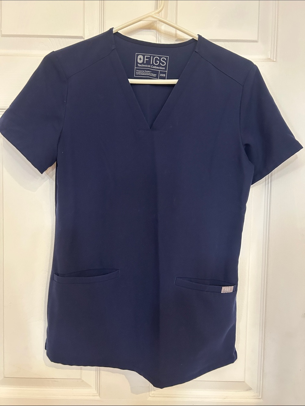 Figs Casma scrub top XXS navy